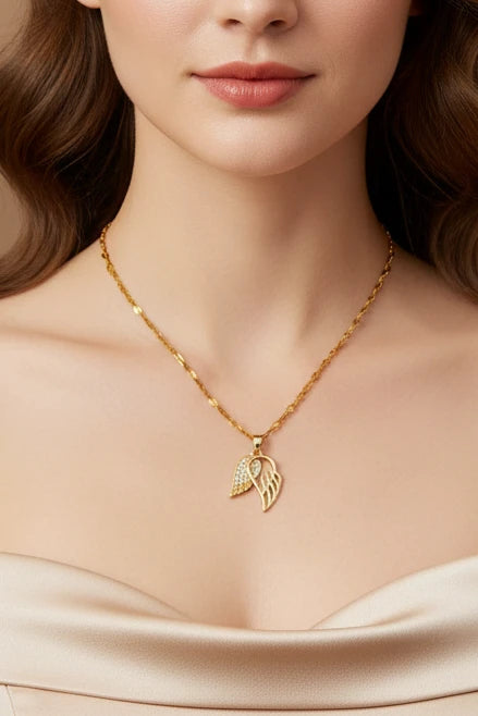 Collier pendentif chaîne dorée