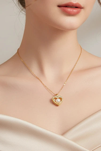 Collier pendentif chaîne dorée
