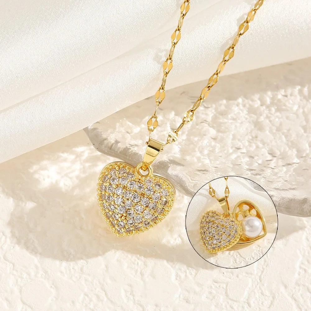 Collier pendentif chaîne dorée