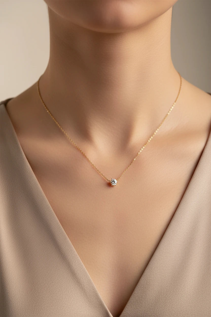 Collier plaqué or ou argent strass