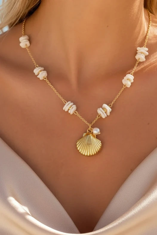 Collier coquillage étoile de mer plaqué or