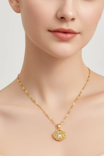 Collier pendentif chaîne dorée