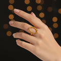 Bague ovale géométrique dorée ajustable