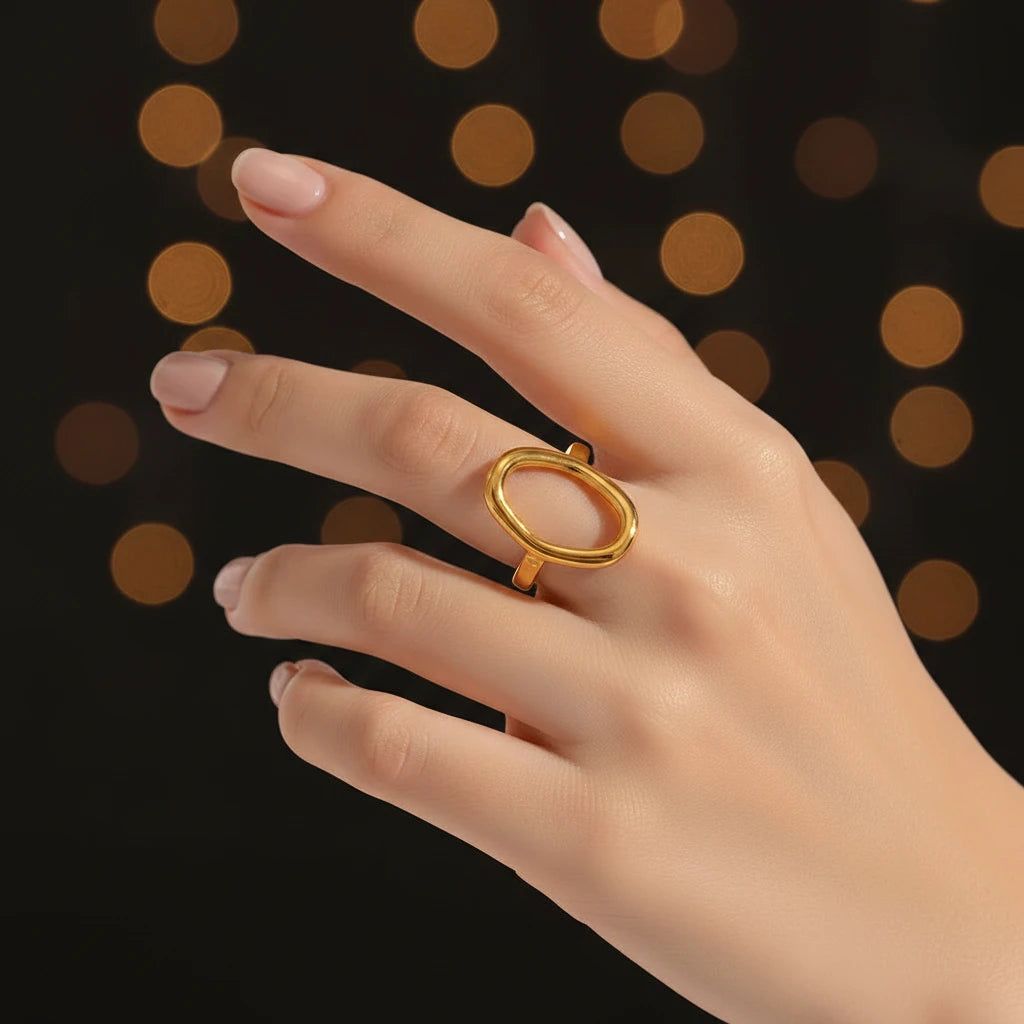 Bague ovale géométrique dorée ajustable