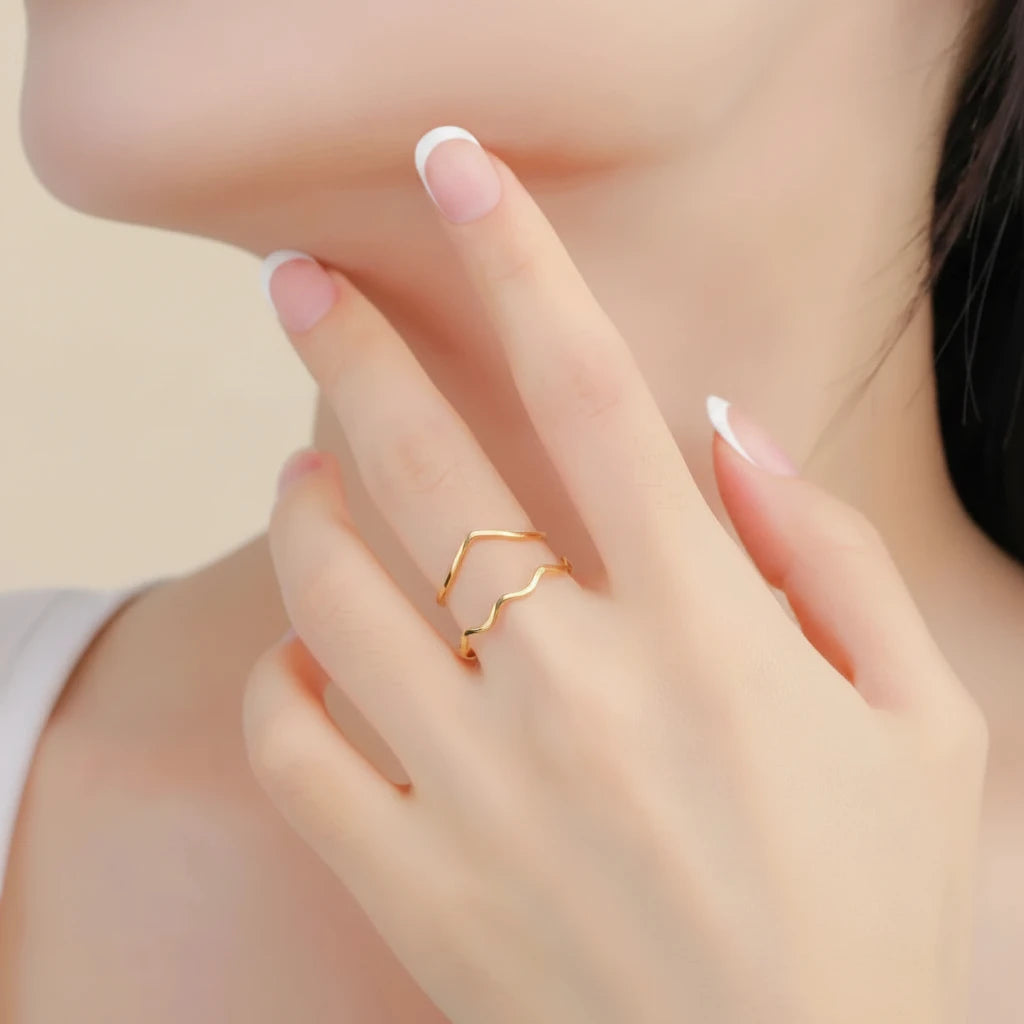 Bague vague dorée ou argentée